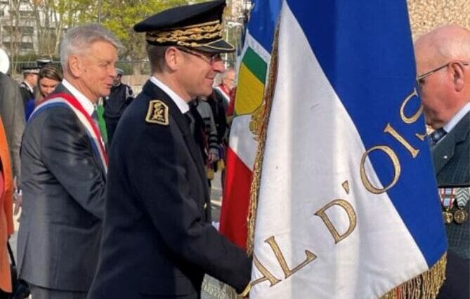 (95) Le préfet du Val-d’Oise dépose plainte contre un élu du département